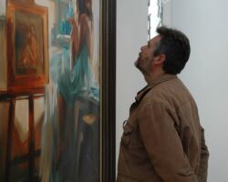 Viewer of Oil Figure A